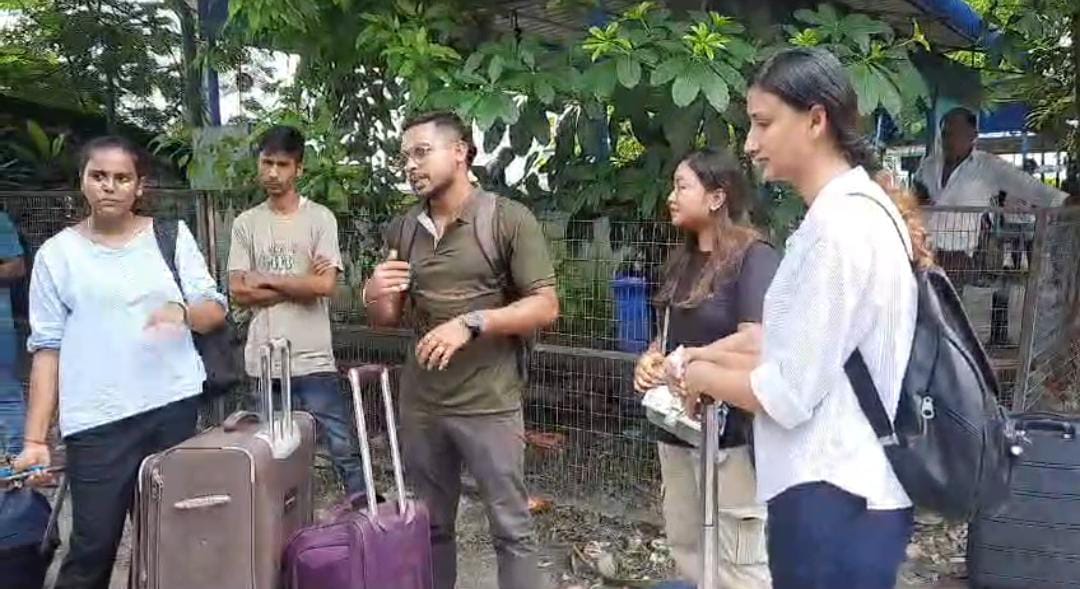 बांग्लादेश में चल रहे आंदोलन के कारण वापस लौट रहे हैं भारतीय सहित विदेशी छात्र