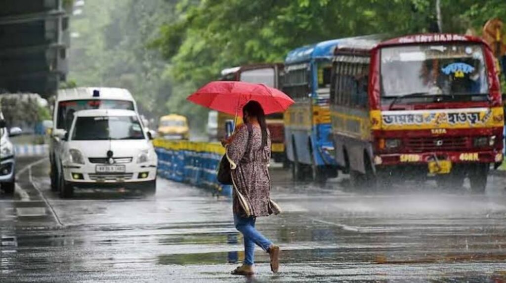 पश्चिम बंगाल में आंशिक बादल छाए रहेंगे,हल्की बारिश की संभावना