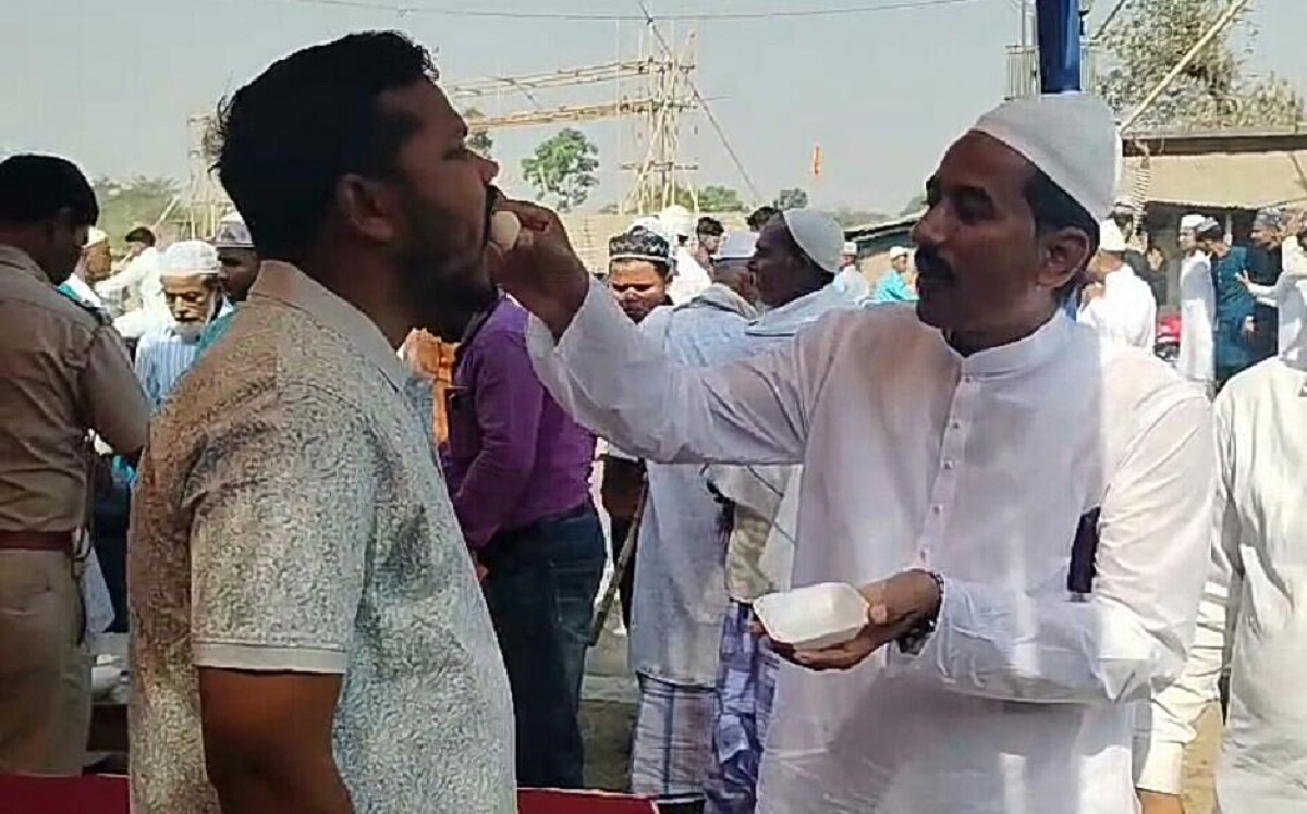 मालदा में भी ईद-उल-फितर का त्यौहार धूमधाम से मनाया जा रहा है  