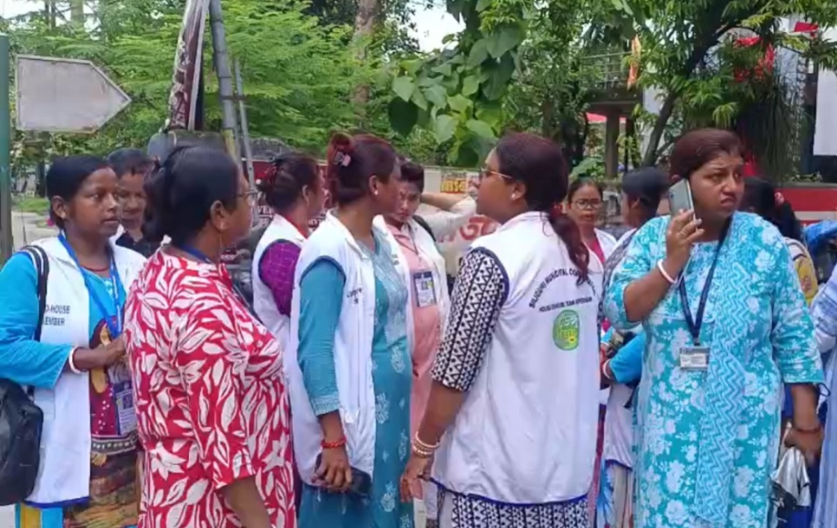 डेंगू सर्वे के दौरान सर्वे कर्मियों के साथ बदसलूकी, महिला कर्मियों के साथ हाथापाई का आरोप